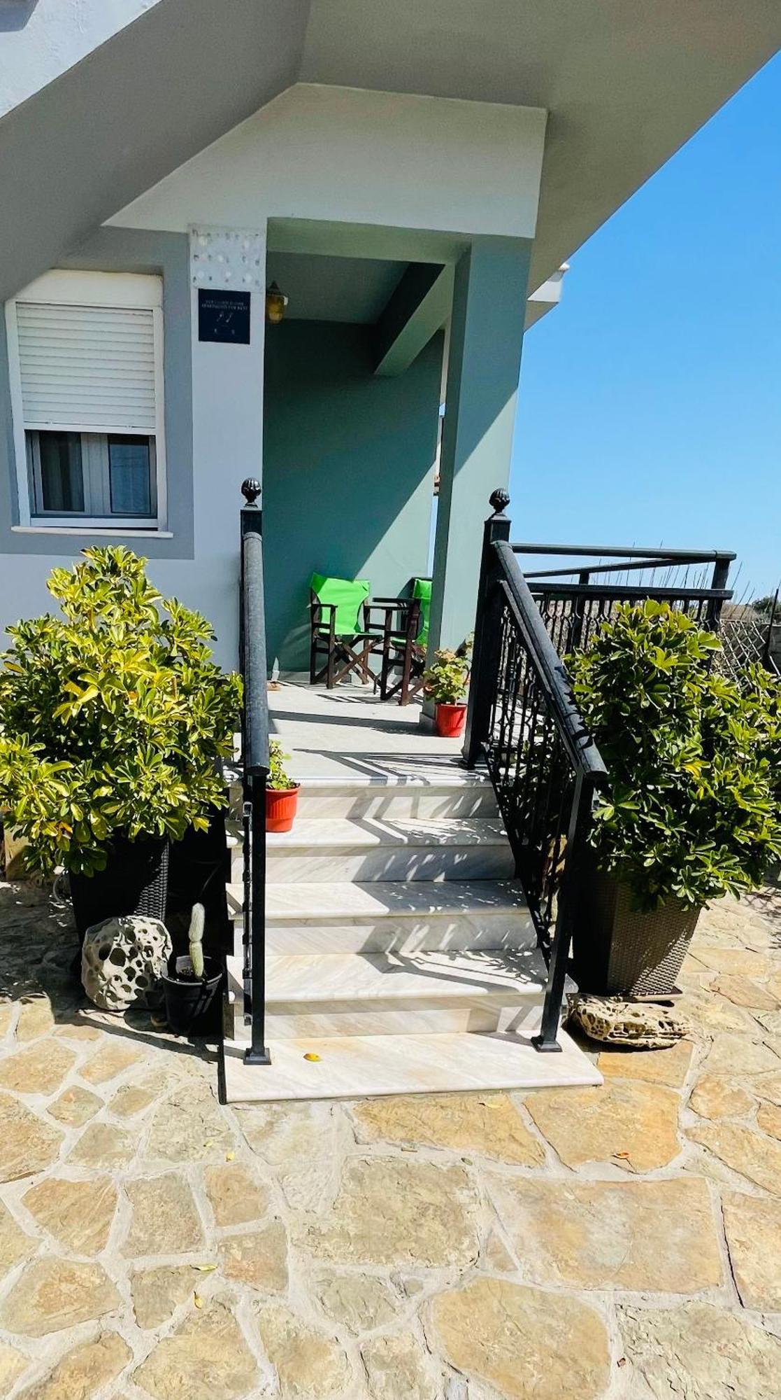 Fergani Apartments Moúdhros Buitenkant foto