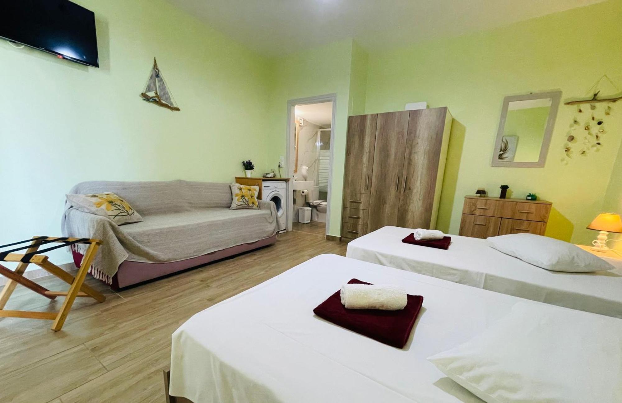 Fergani Apartments Moúdhros Buitenkant foto