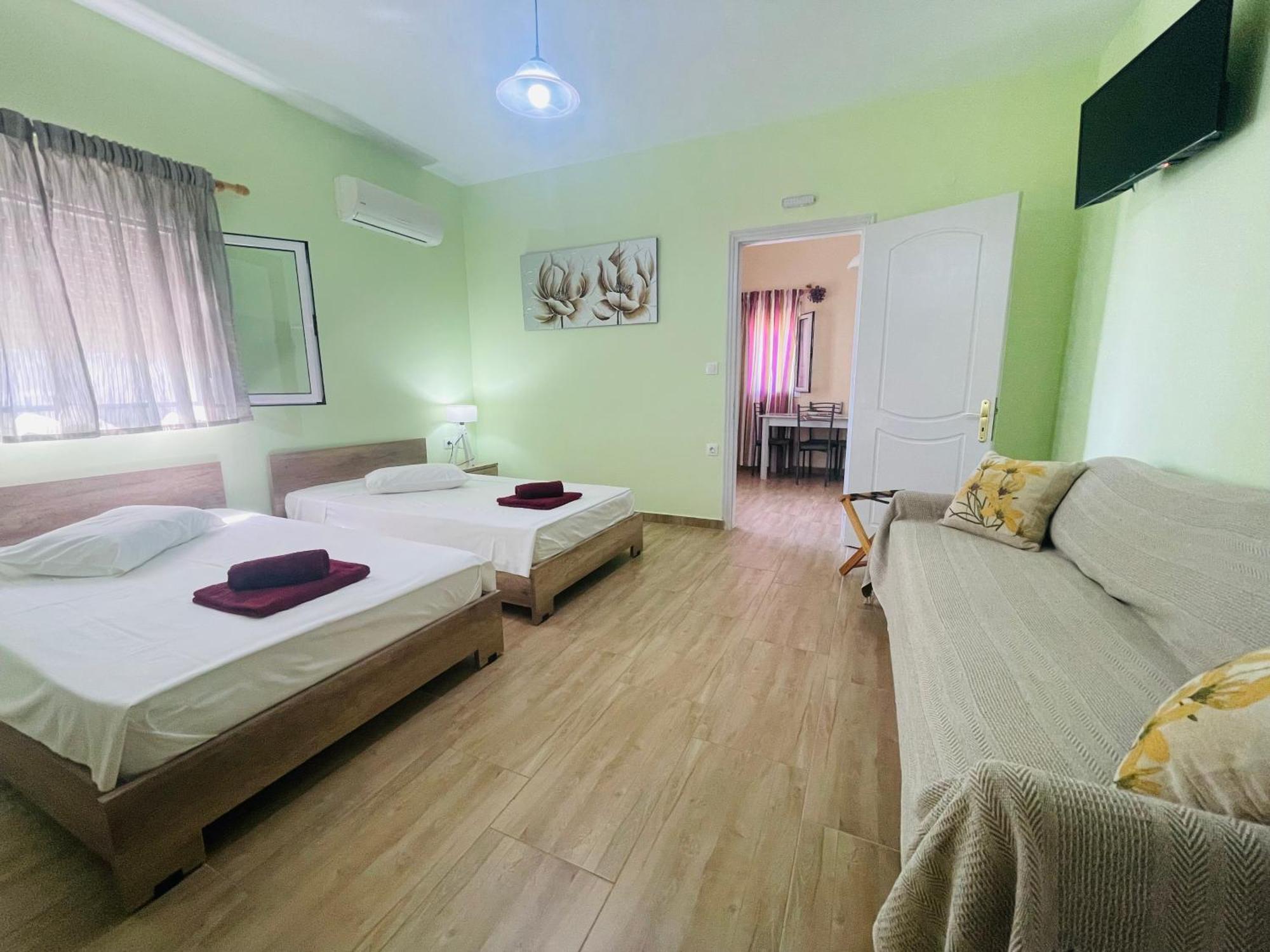 Fergani Apartments Moúdhros Buitenkant foto